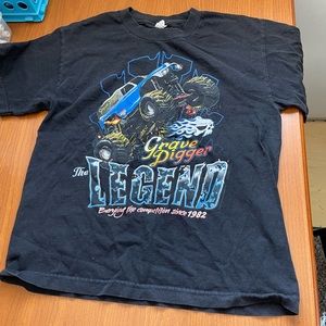 grave digger graphic t-shirt